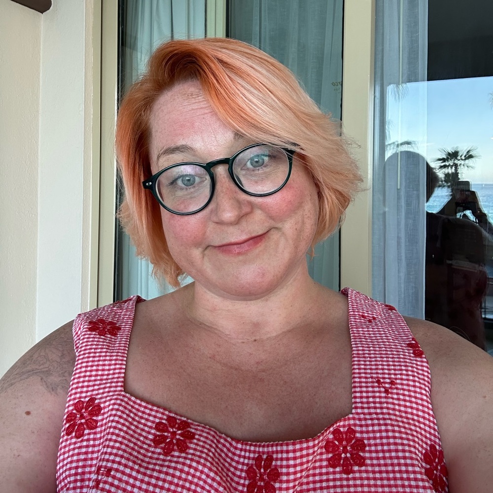 Meet your Posher, Jacqueline